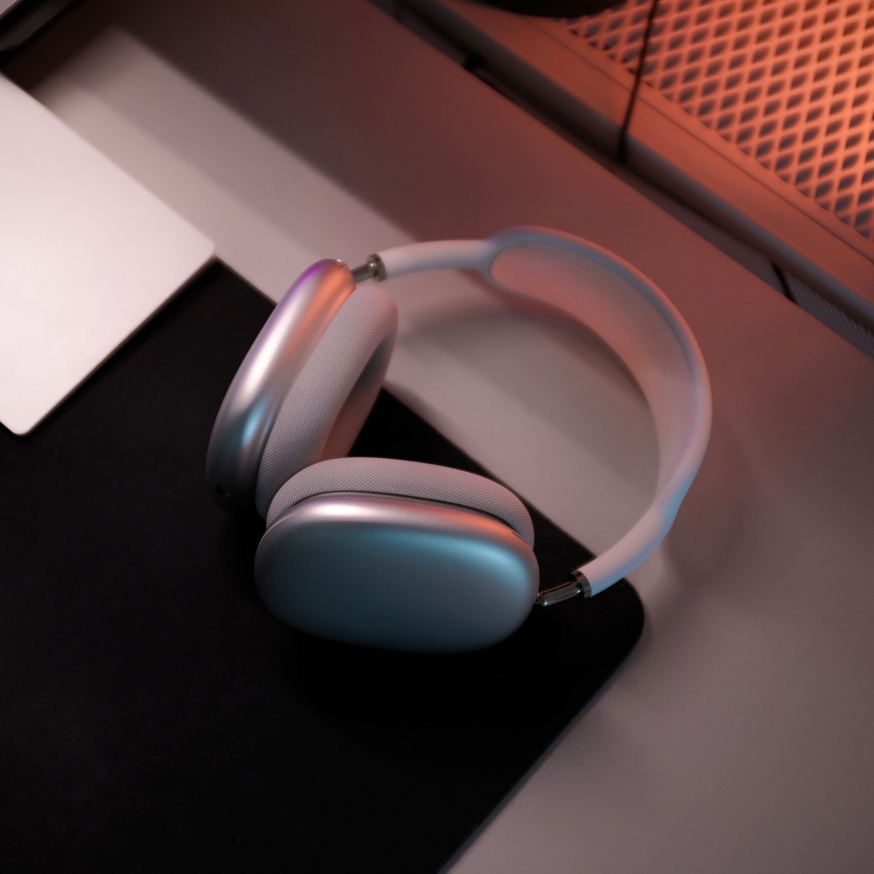 Headphone